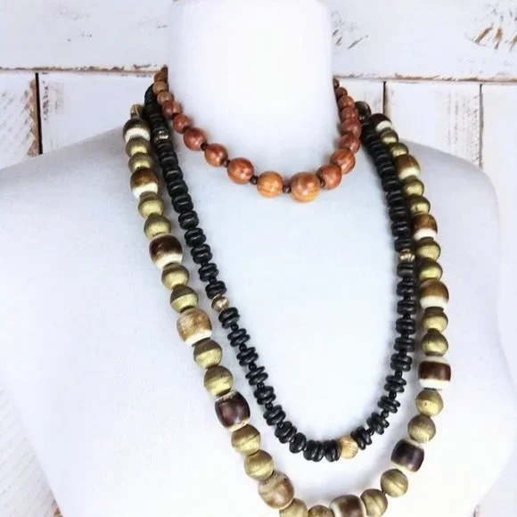 Chunky wood bead boho necklace set - Picture 3 of 3
